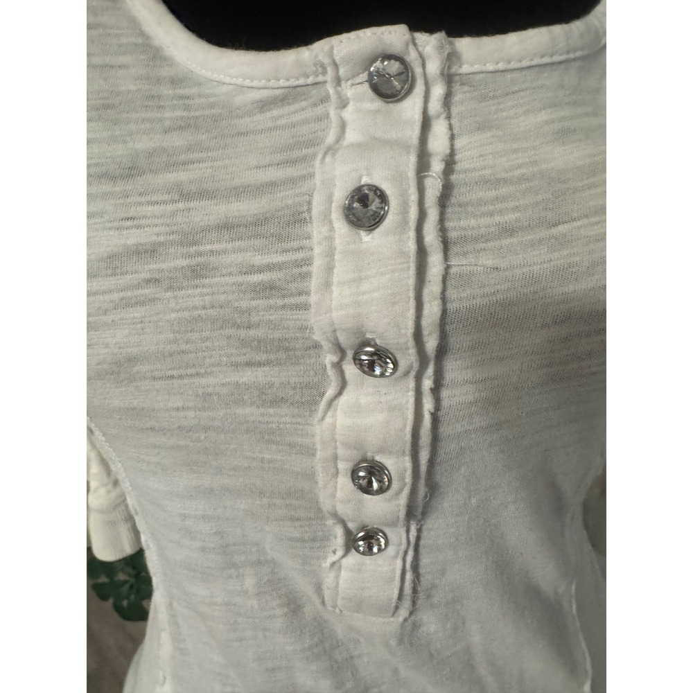 G By Guess Womens White Slub Knit Henley Top Rhinestone Button 3/4 Sleeve Small - Picture 3 of 5